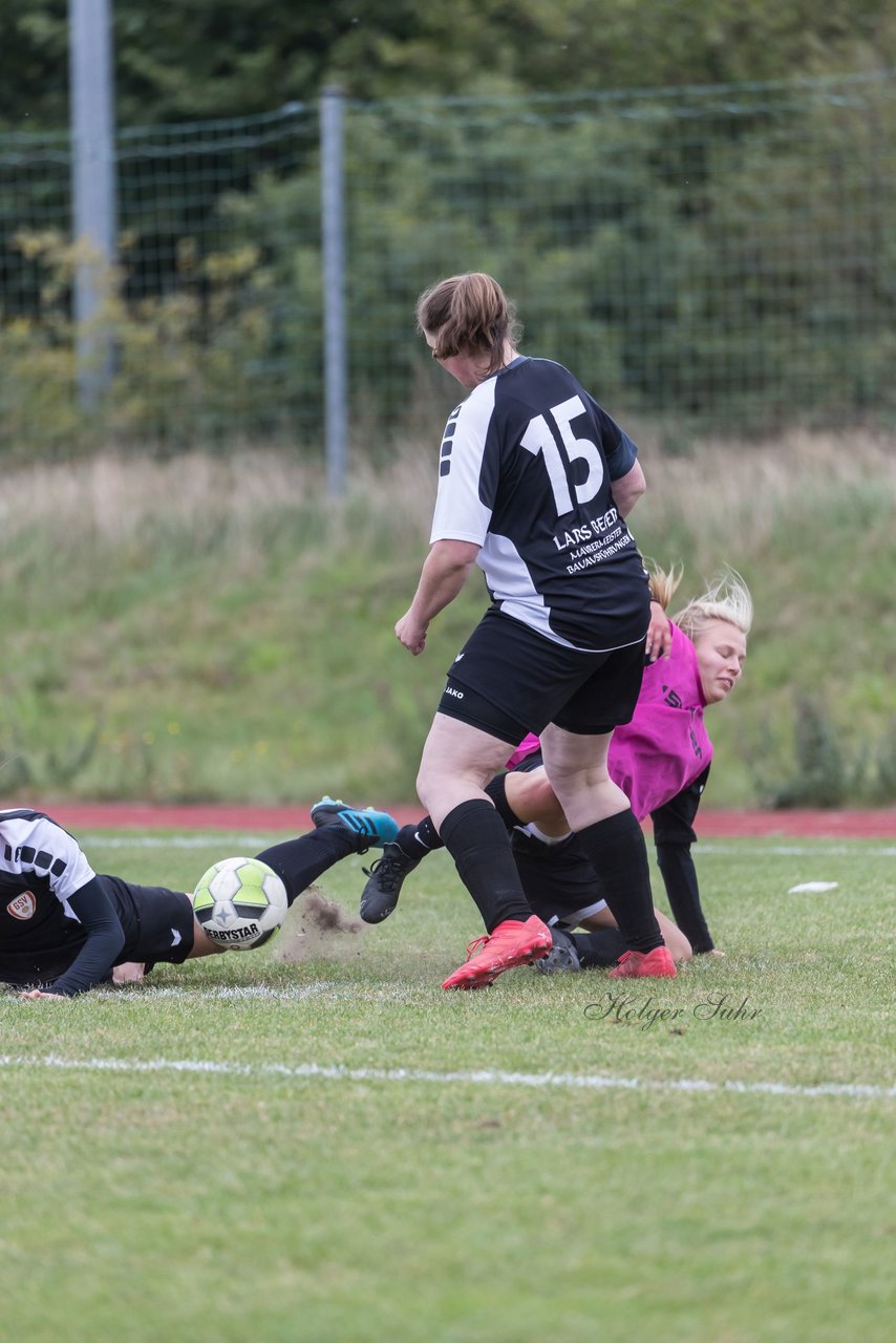 Bild 329 - Frauen Grossenasper SV - SV Steinhorst/Labenz : Ergebnis: 1:3